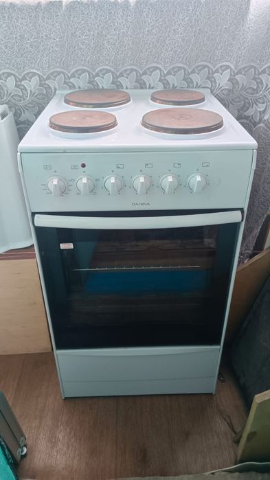 Продам электро плиту