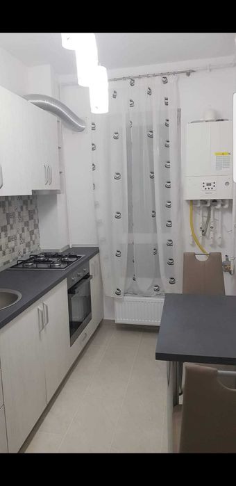 Inchiriez garsoniera