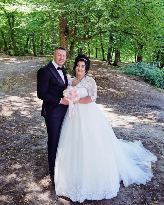 Se vinde  rochia de mireasa