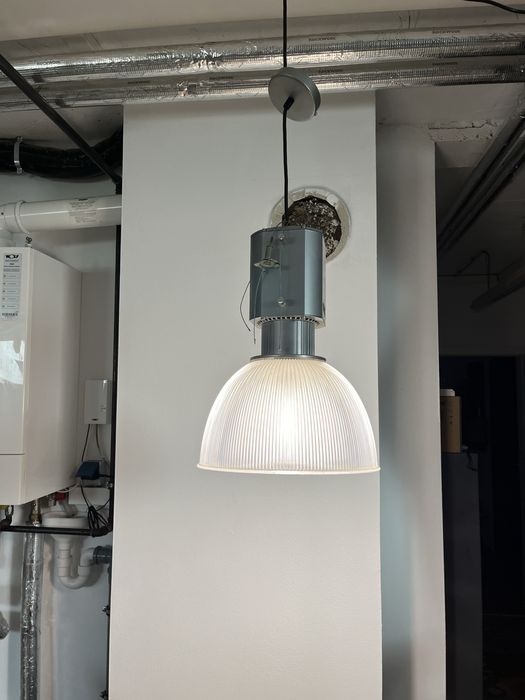 Lampa industriala