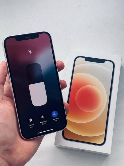 Продам Iphone 12 white