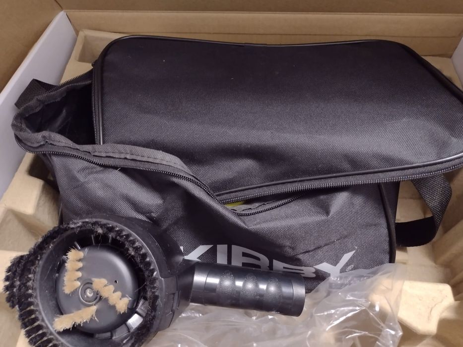 Aspirator Kirby Avalir 2..multiple accesorii!!