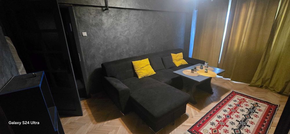 Apartament de închiriat