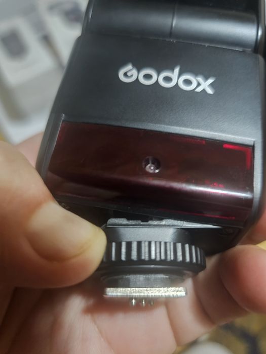 Godox TT350N-patina desprinsa