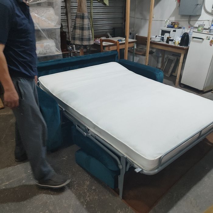 Изготовление мягкой мебели  рестоврация обивка и ремонт матрасы