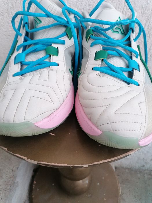 Маратонки Nike 45  zoom freak 5