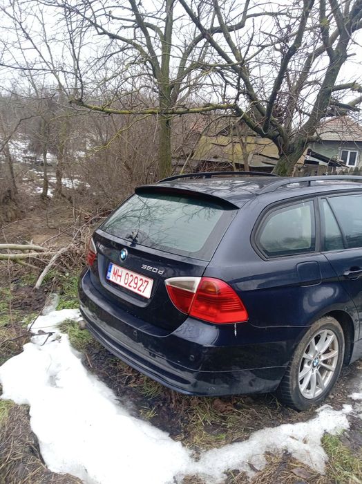 Vând BMW seria 3