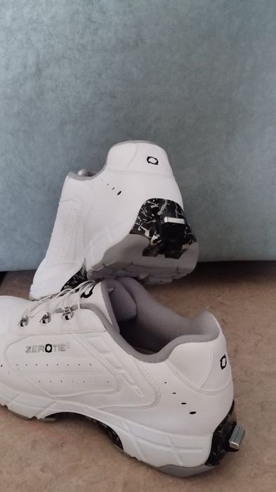 механические кросовки ZeroTie