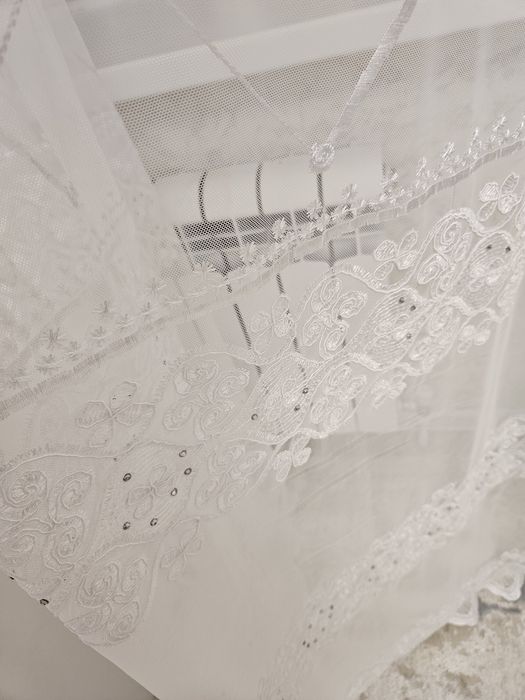 Продам тюль в хорошем состоянии