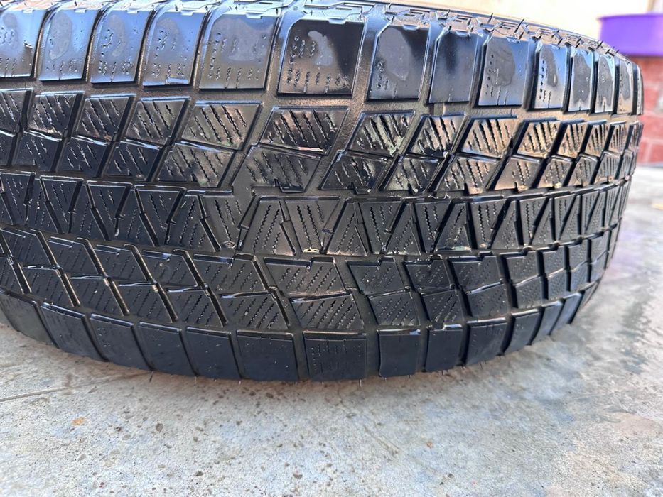 Продаю шины марки мерседес