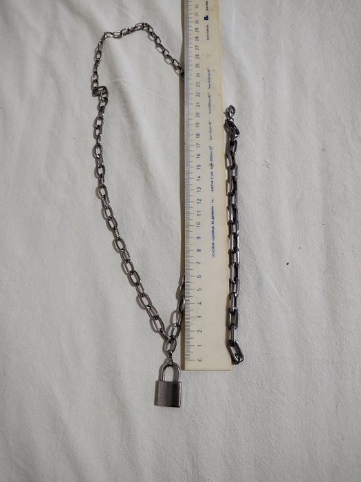 Гривна и синджир