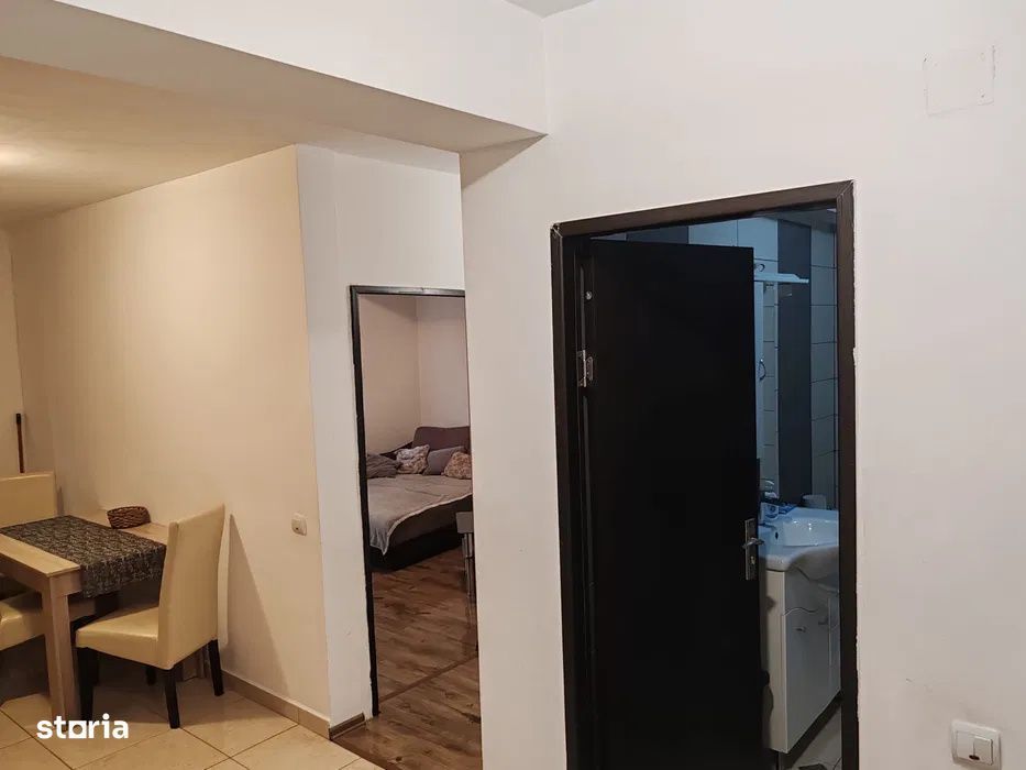 Apartament cu 2 camere, 55 mp, decomandat, etaj intermediar,  zona Edg