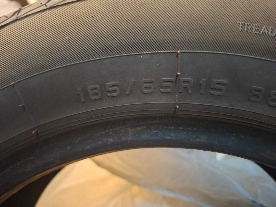 Продам летнюю резину Ovation