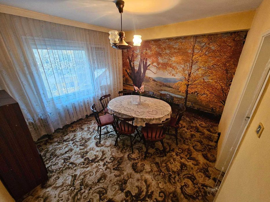 Продава се Тристаен апартамент в Русе, Възраждане - 100 кв.м за 1099 €/кв.м - Снимка #17