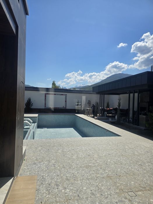 Продам Премиум дачу в чарваке на бочках