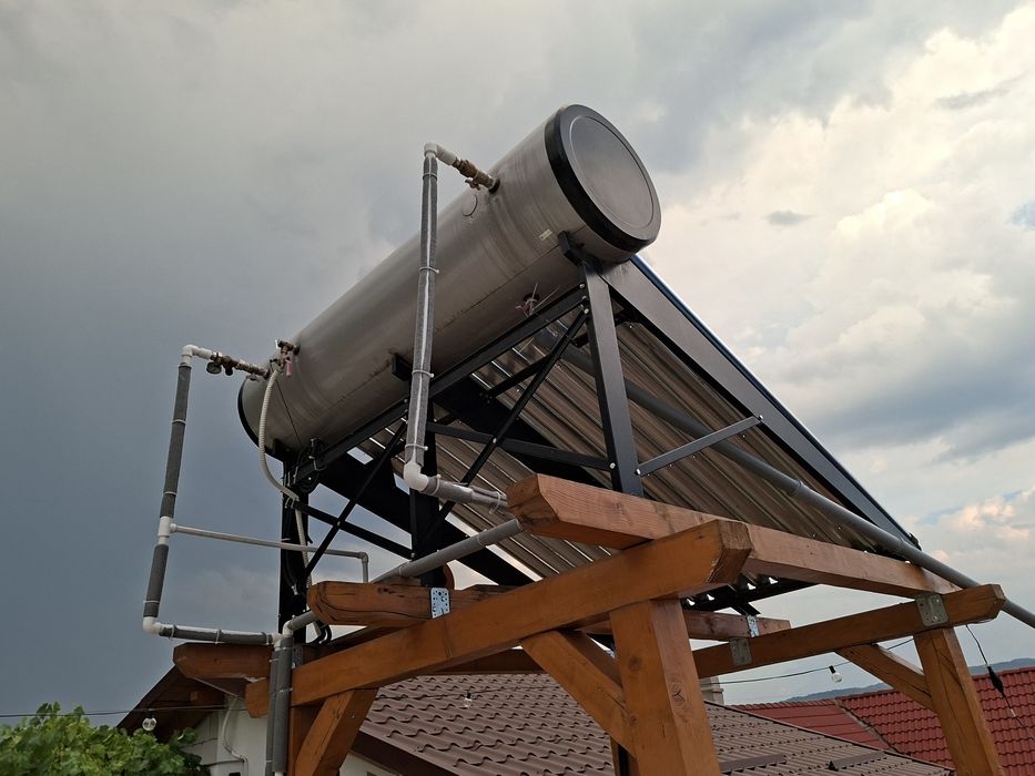 Panou solar apa calda (presurizat)200 litri