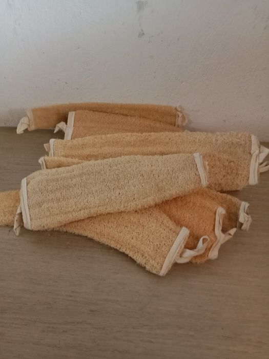 Туалетное мыло , мочалкалар сатылады