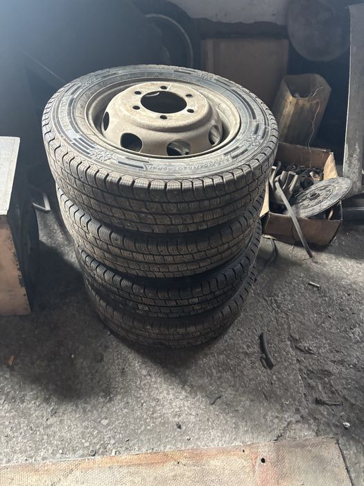 Продам диски с резиной газель