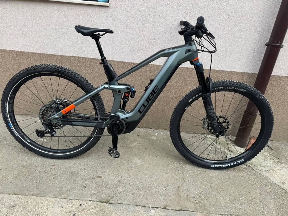 Карбонов Електрически велосипед 29 цола CUBE STEREO ТМ  колело