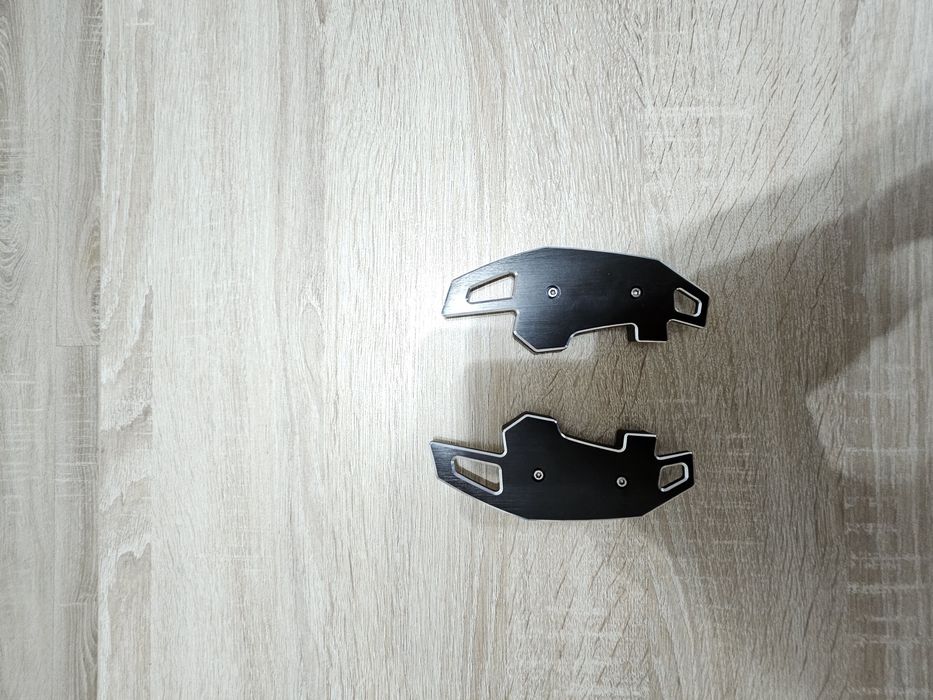 Vând extensi padale volan r line