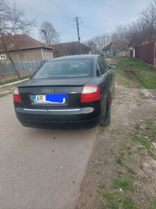 Vând audi a4 b6 19 131 cp acte la zi fiscal pe loc preț 900euro neg