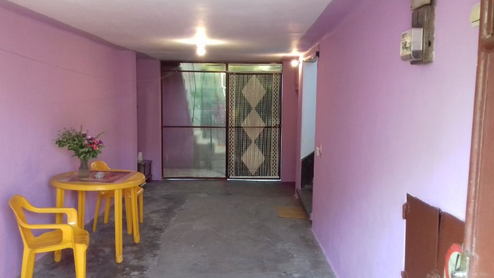 Vand/Schimb Casa in Arad-Micalaca-Radnei, cu Ap. 2 camere