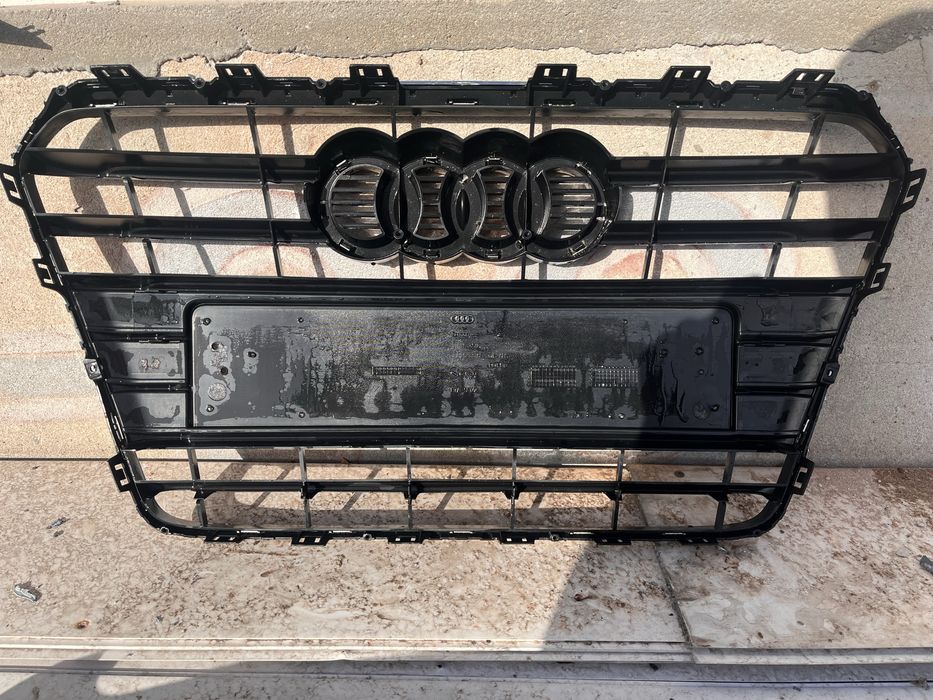 Оригинална решетка за Audi A5