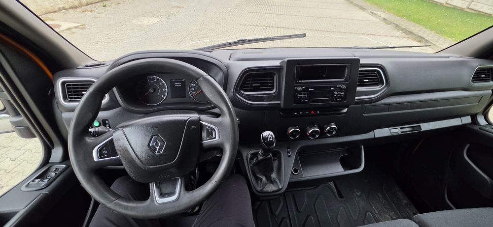 Renault Master 10 Europaleti  cu Lift Hidraulic