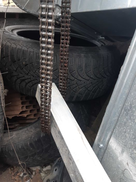 245/45/17,  255/45/18, 245/40/18, 255/45/18, 205/55/16, 215/60/17