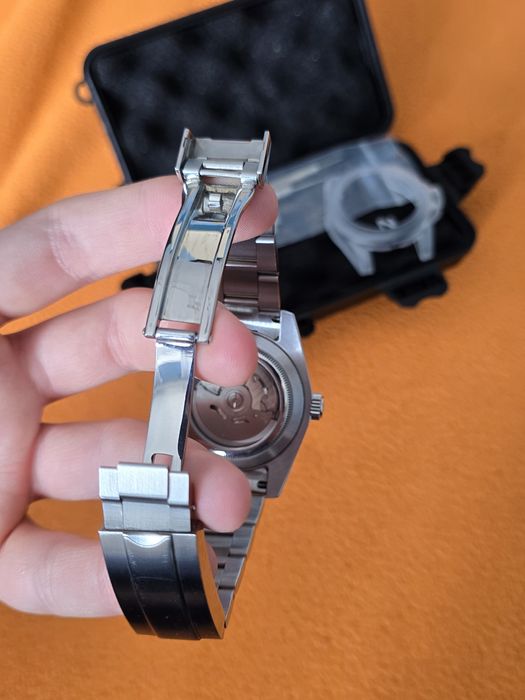 Seiko Mod “Who Cares I’m Already Late” + cutie cadou !