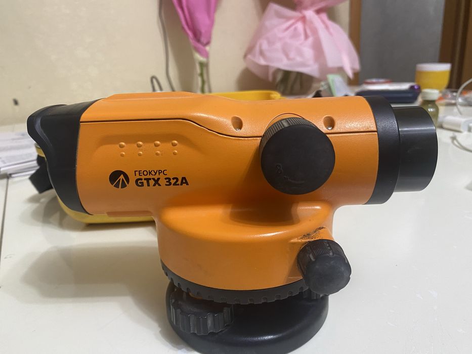 Продам нивелир 32х