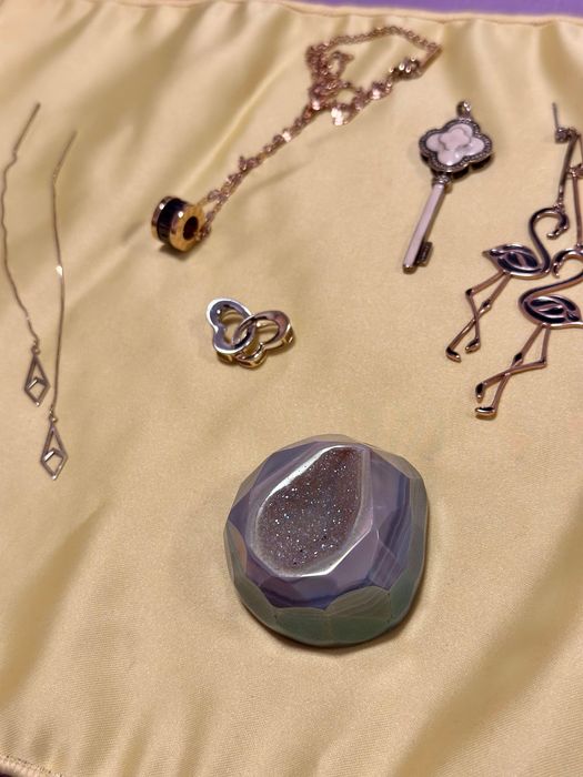 Златни обеци, висулка , сребърни обеци , естествен камък ахат