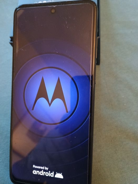 Продавам motorola g32