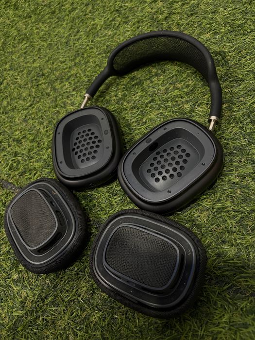 AirPods Max lux.