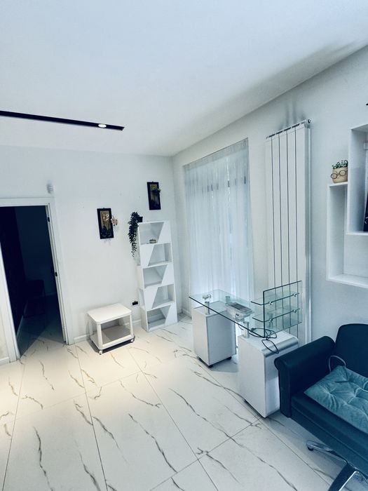 Spatiu Comercial si afacere de VANZARE -