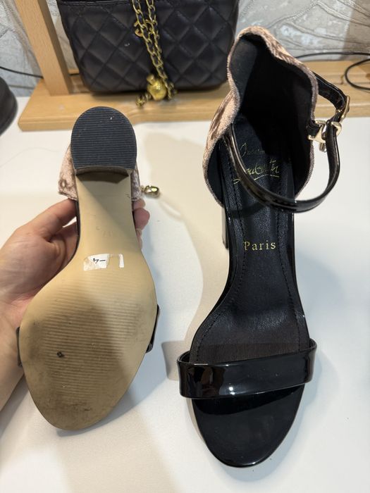 Обуви ношеннные один два раза