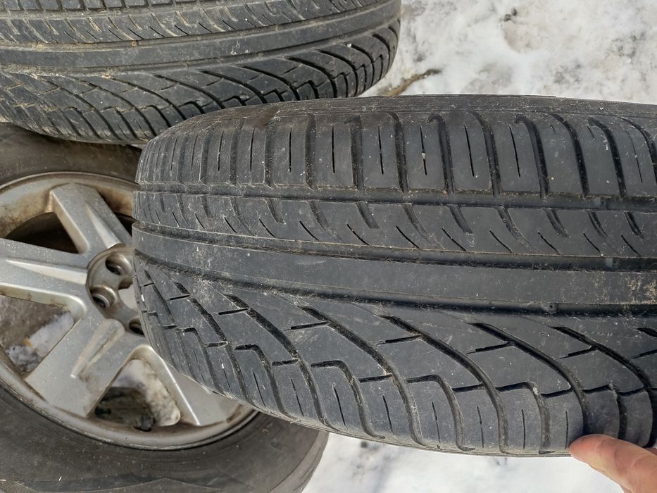 Vând jante aliaj R16