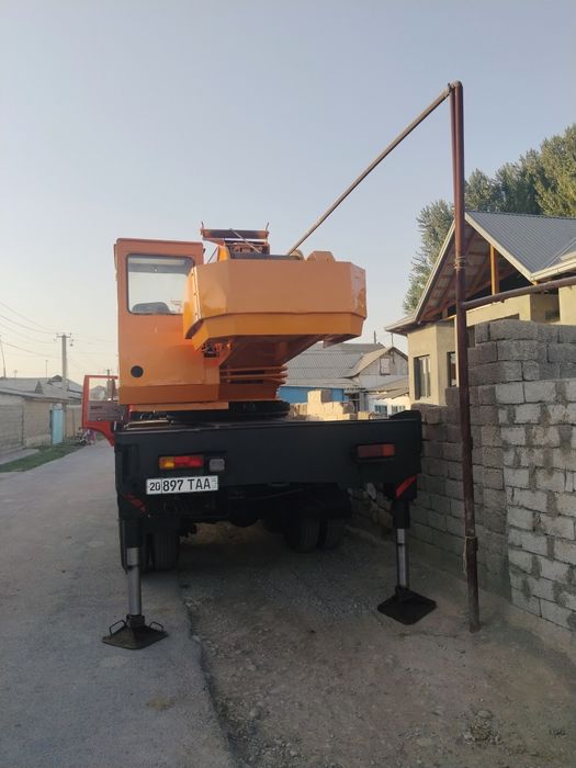 Автокран Ивановец