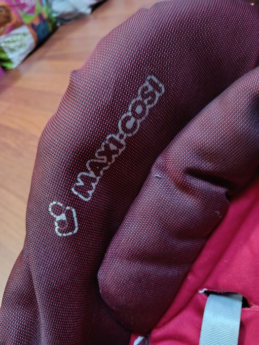 Landou Maxi Cosi model universal cadou jucărie Senzoriala