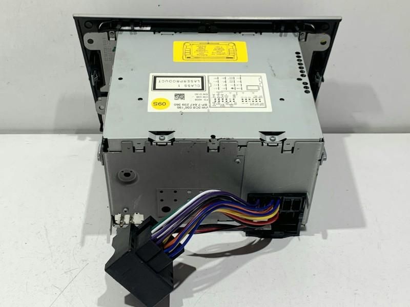 CD Player auto Volkswagen Golf 6 3C8035195 SUV