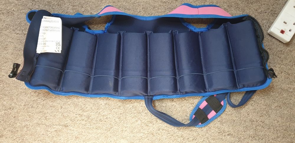 Vesta swim copil mic