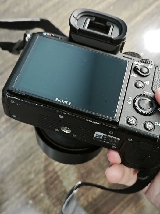 Sony A7R II + Sony 50mm f1.8