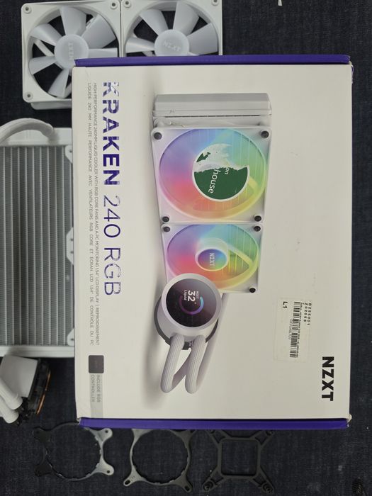 NZXT KRAKEN 240 RGB водно охлаждане за процесор