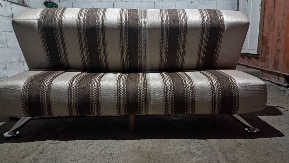 диван в хорошем состоянии