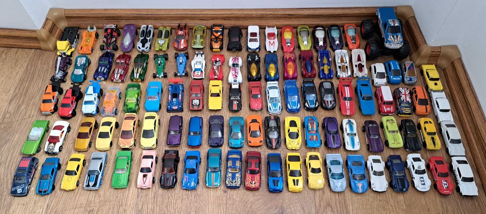 Masinute HOT WHEELS diferite modele