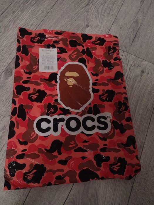 продам bape crocs