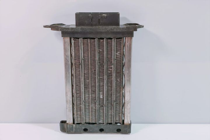 Radiator Incalzire   Rezistenta electrica F667211ZC Dacia Logan prima