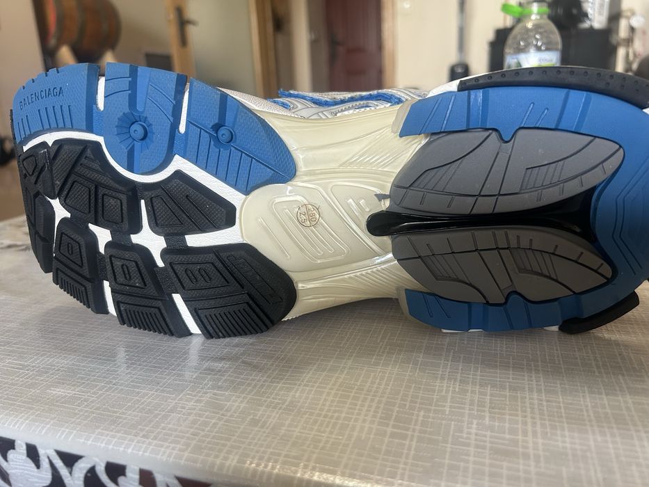 Сини balenciaga runners 44 номер