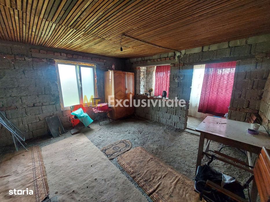Casa nefinalizata - Bascov-Valea Ursului, Strada Salcamilor