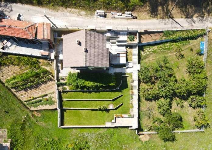 Продава КЪЩА, с. Горановци, област Велико Търново